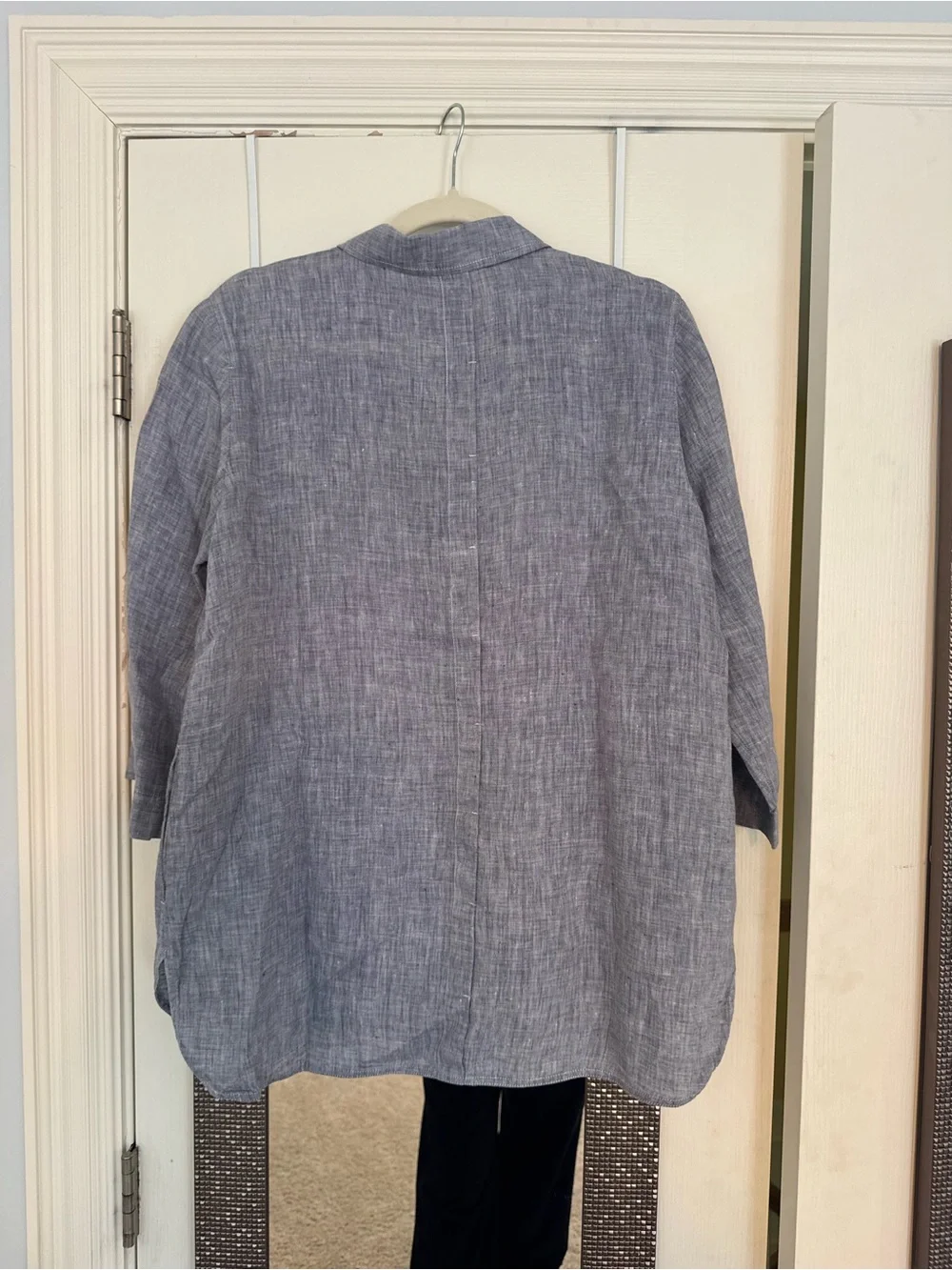 Lafayette 148 Light Blue Linen Blend Button-Down - Picture 2 of 3